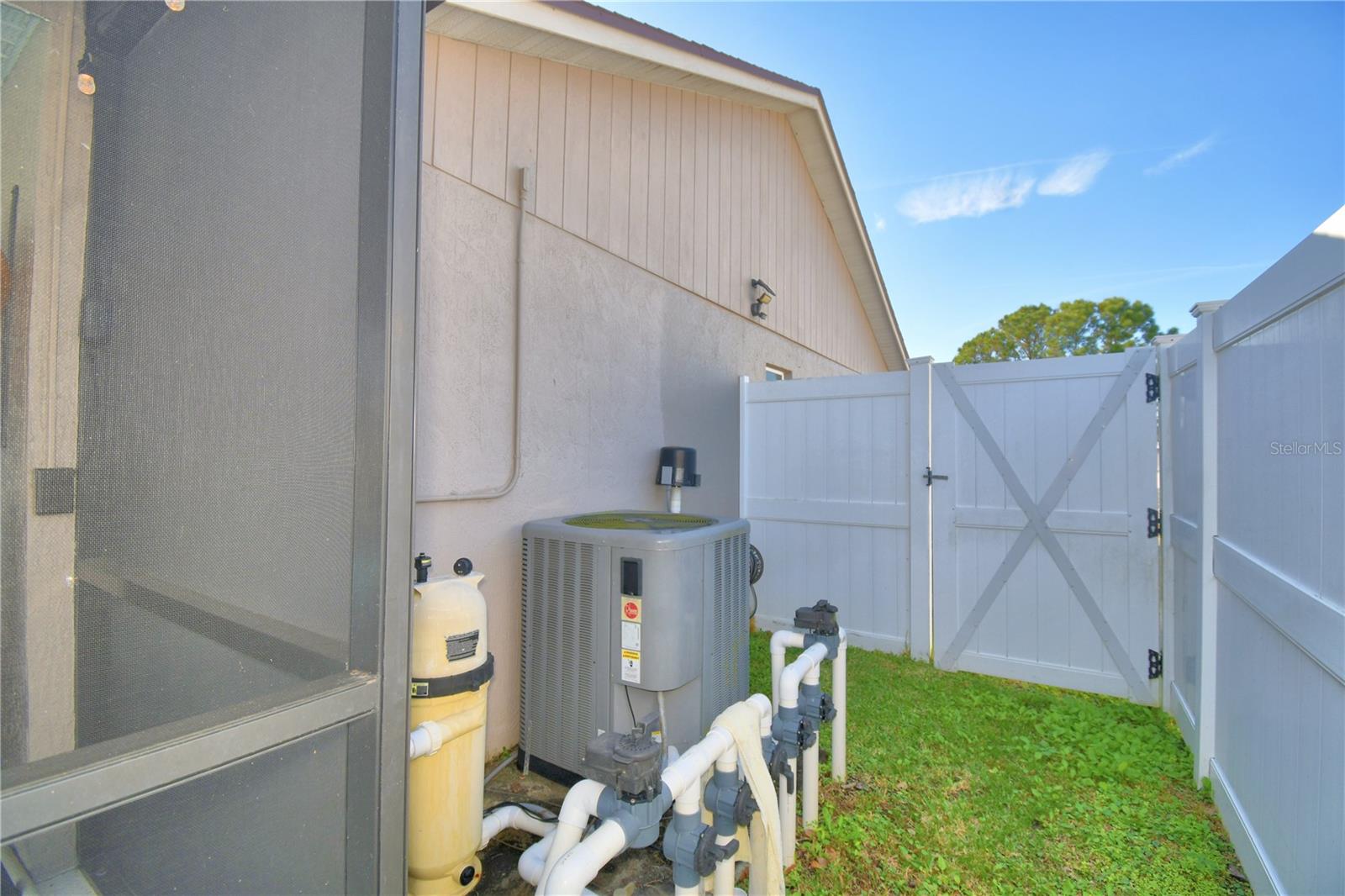 7991 APPLE BLOSSOM DR, LAKELAND, FL, 33810