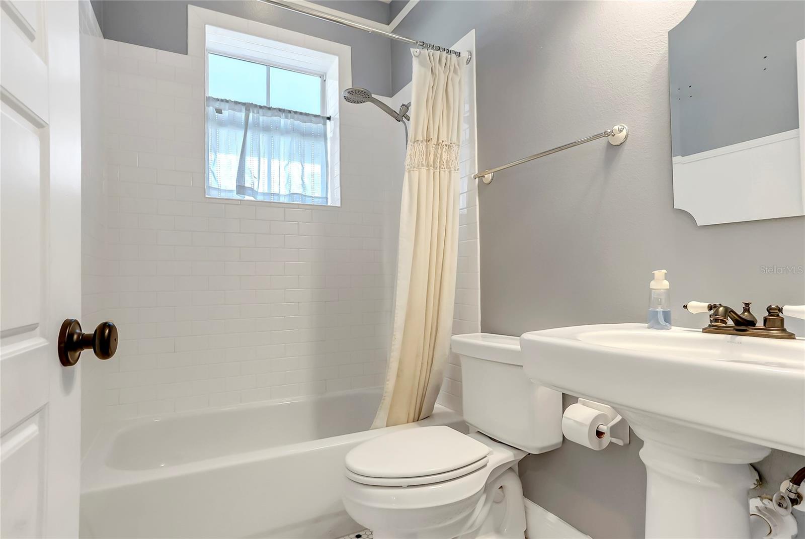 153 ASHBY COVE LN, NEW SMYRNA BEACH, FL, 32168