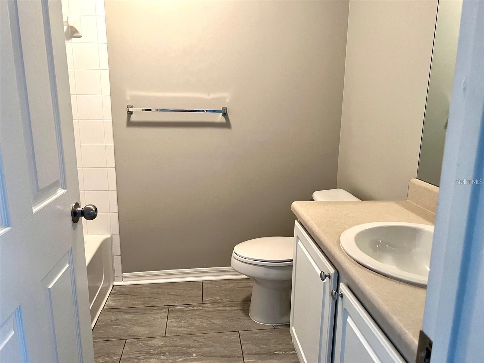 5701 BENTGRASS DR #18-203, SARASOTA, FL, 34235