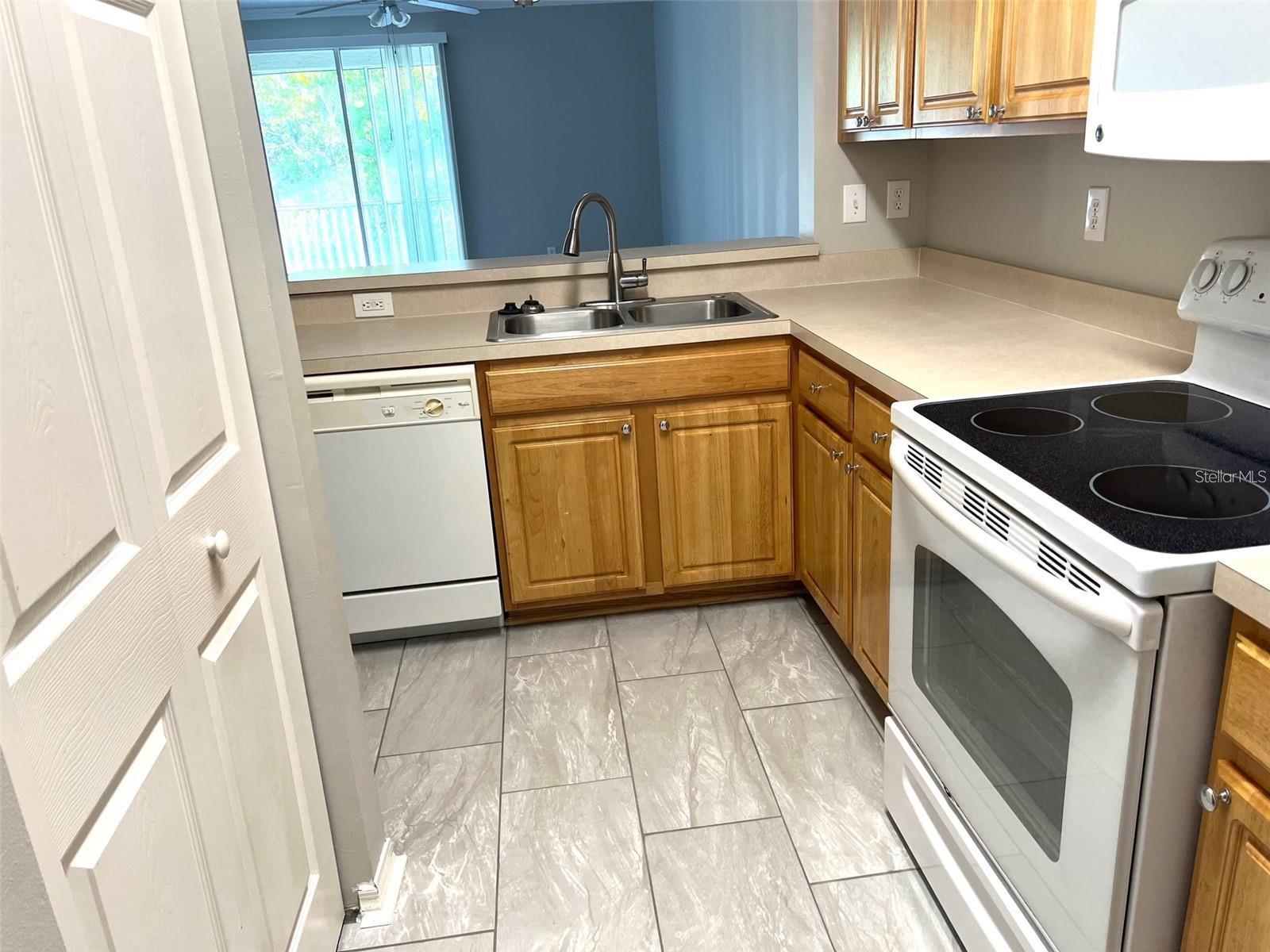 5701 BENTGRASS DR #18-203, SARASOTA, FL, 34235