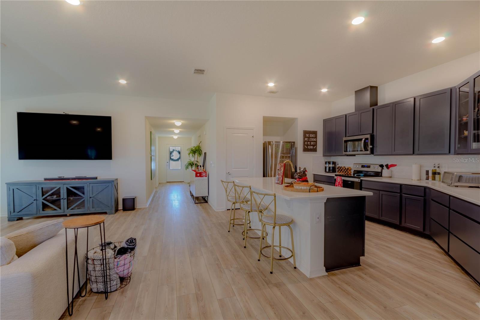 2030 FICUS ST, MASCOTTE, FL, 34753