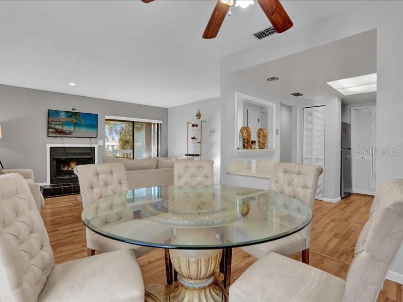 5865 LA COSTA DR #216, ORLANDO, FL, 32807