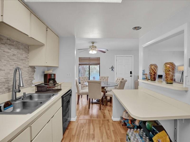 5865 LA COSTA DR #216, ORLANDO, FL, 32807