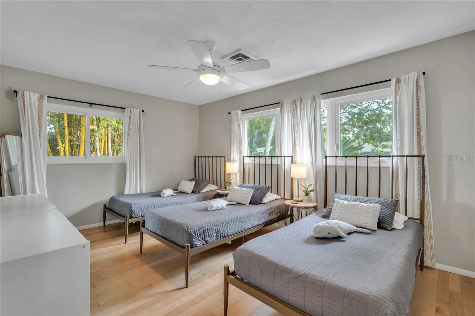 7739 WESTMORELAND DR, SARASOTA, FL, 34243
