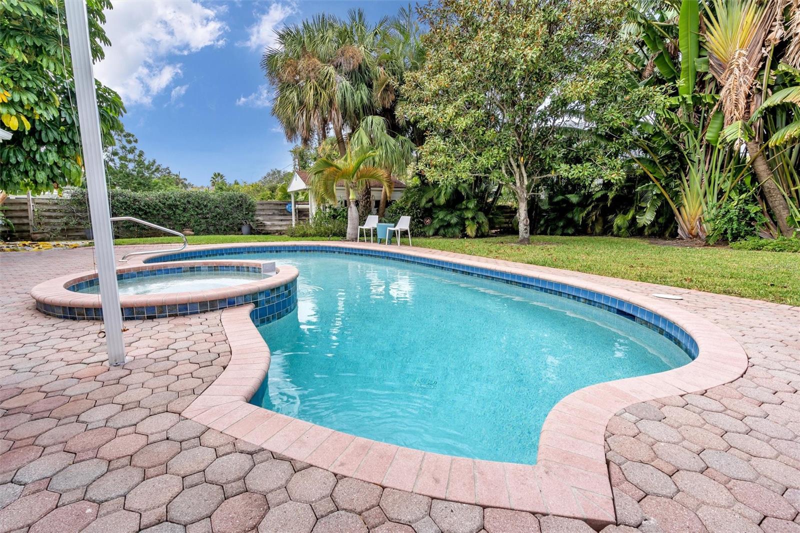 7739 WESTMORELAND DR, SARASOTA, FL, 34243