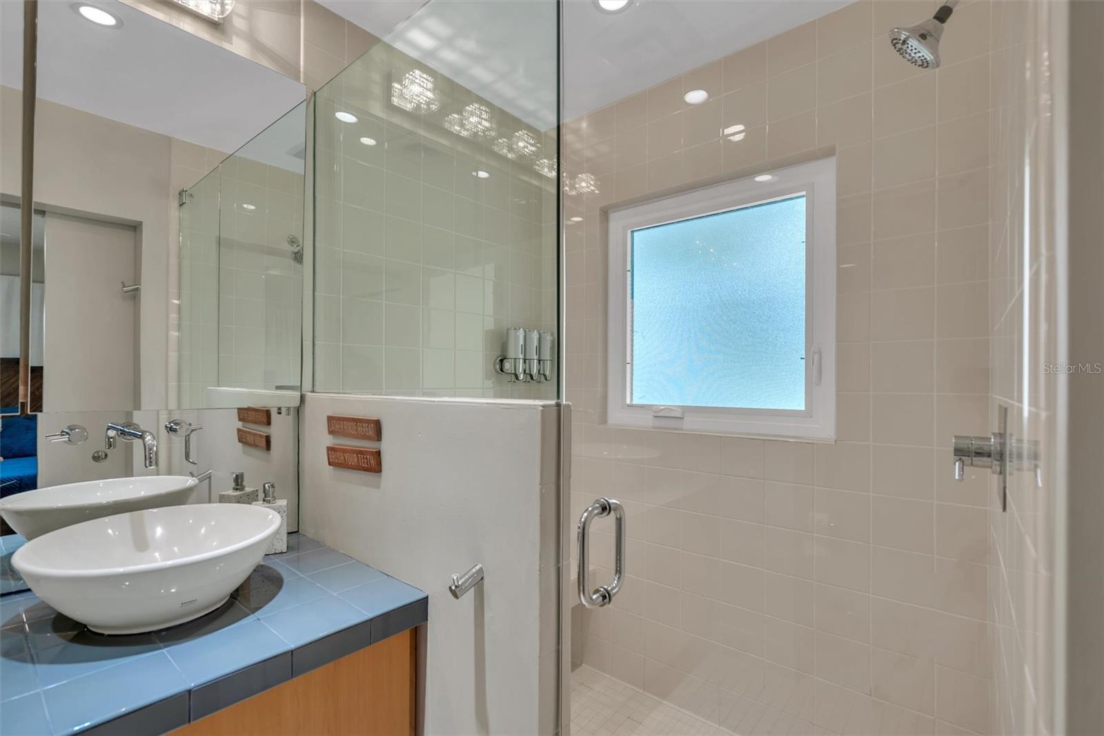 7739 WESTMORELAND DR, SARASOTA, FL, 34243