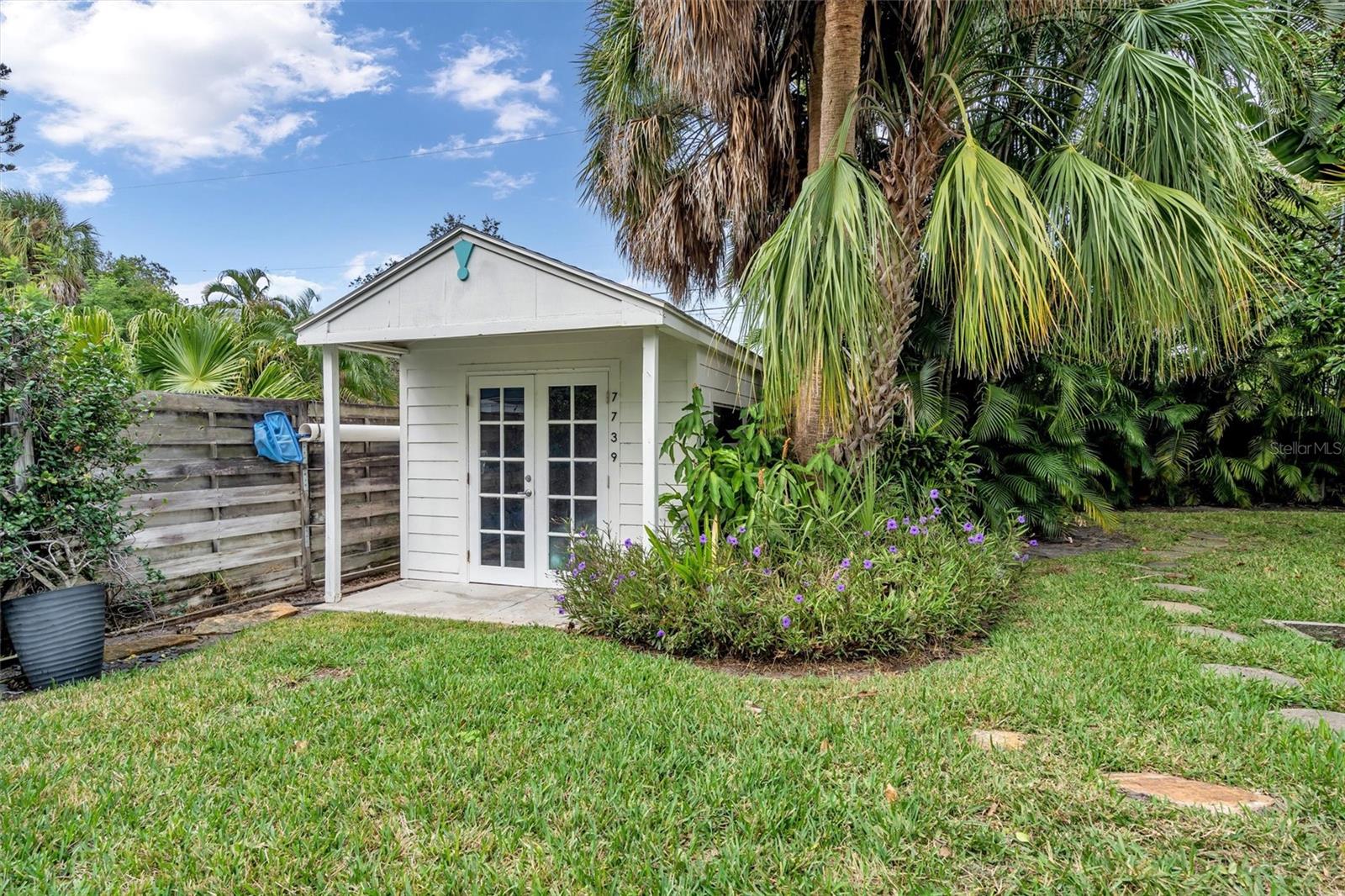 7739 WESTMORELAND DR, SARASOTA, FL, 34243