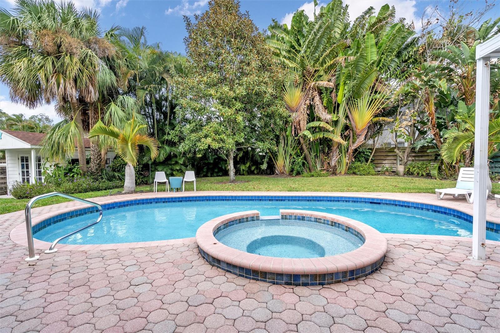 7739 WESTMORELAND DR, SARASOTA, FL, 34243
