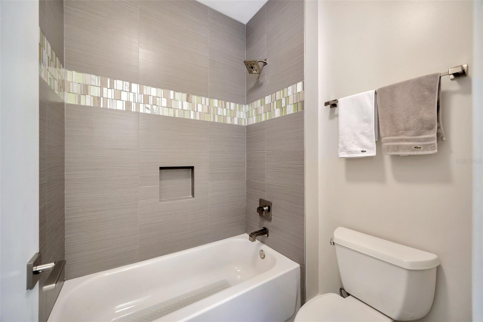 2706 W TRILBY AVE, TAMPA, FL, 33611