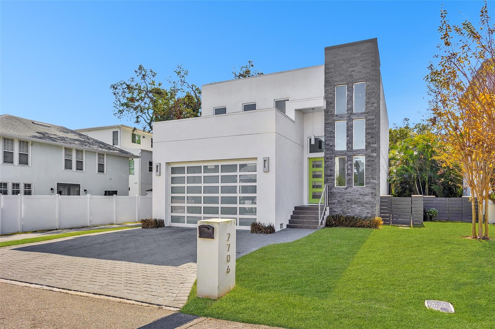 2706 W TRILBY AVE, TAMPA, FL, 33611