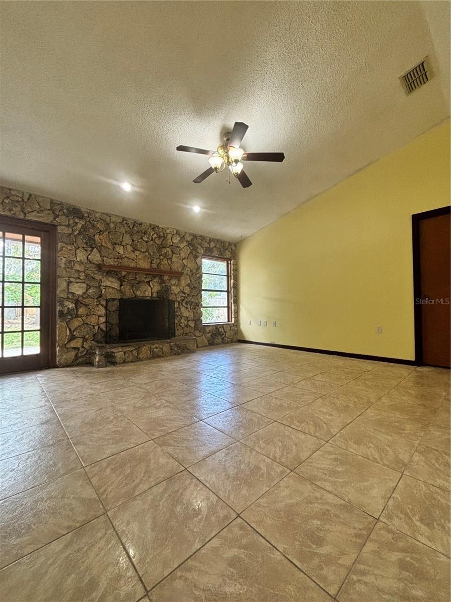 8568 PARK HIGHLAND DR, ORLANDO, FL, 32818