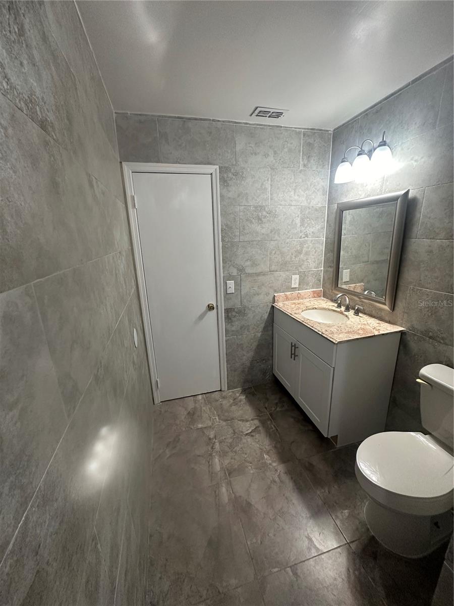 8568 PARK HIGHLAND DR, ORLANDO, FL, 32818