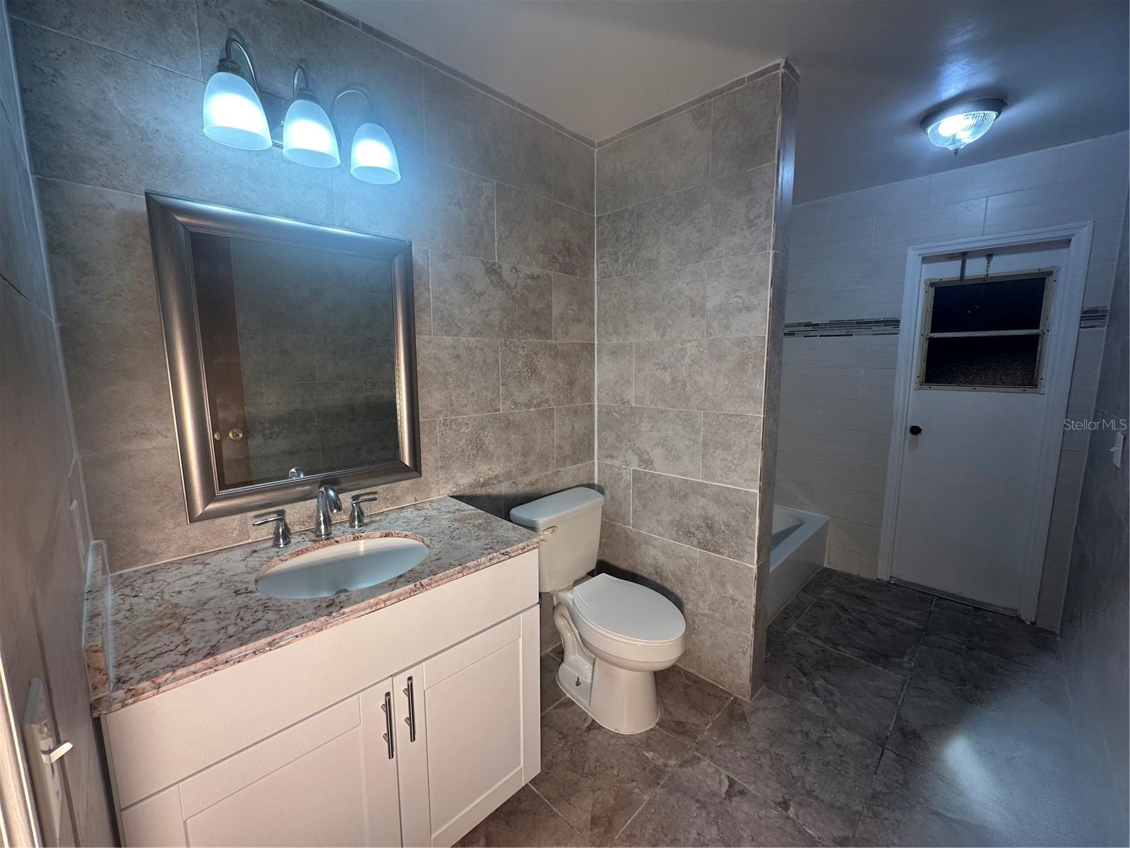 8568 PARK HIGHLAND DR, ORLANDO, FL, 32818
