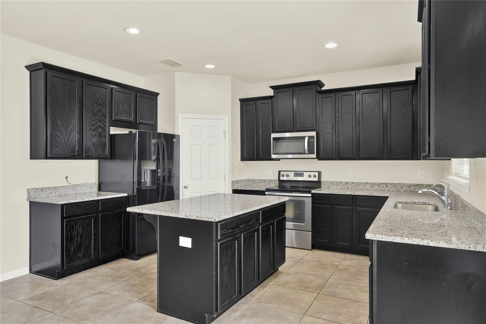 2200 RAPOLLO DR, KISSIMMEE, FL, 34741