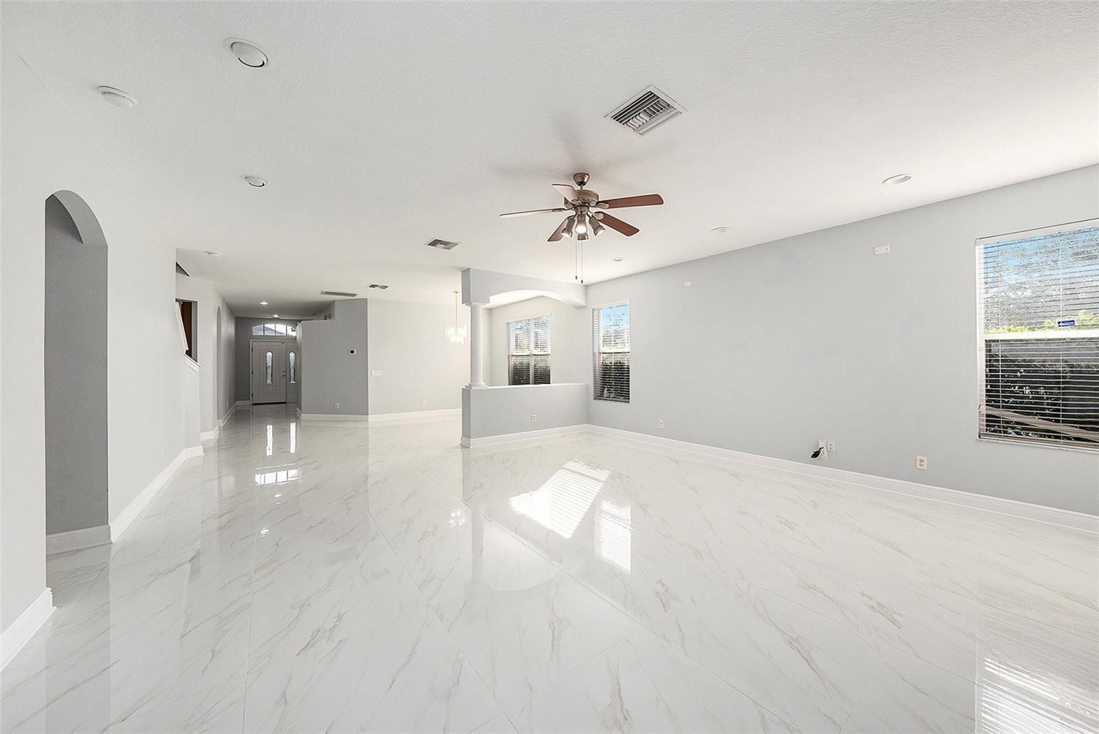 4205 MORNING BREEZE CT, TAMPA, FL, 33619