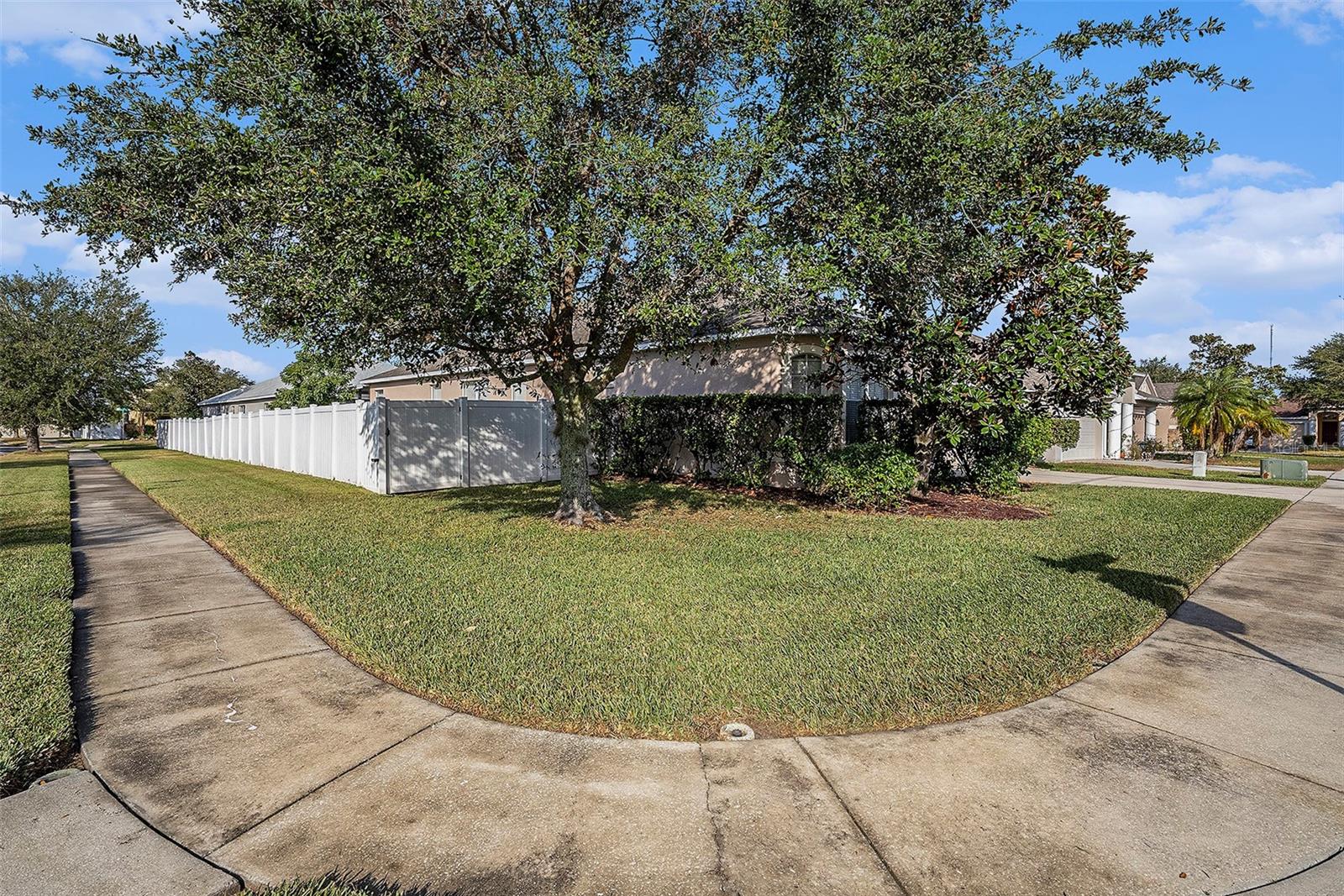 4205 MORNING BREEZE CT, TAMPA, FL, 33619