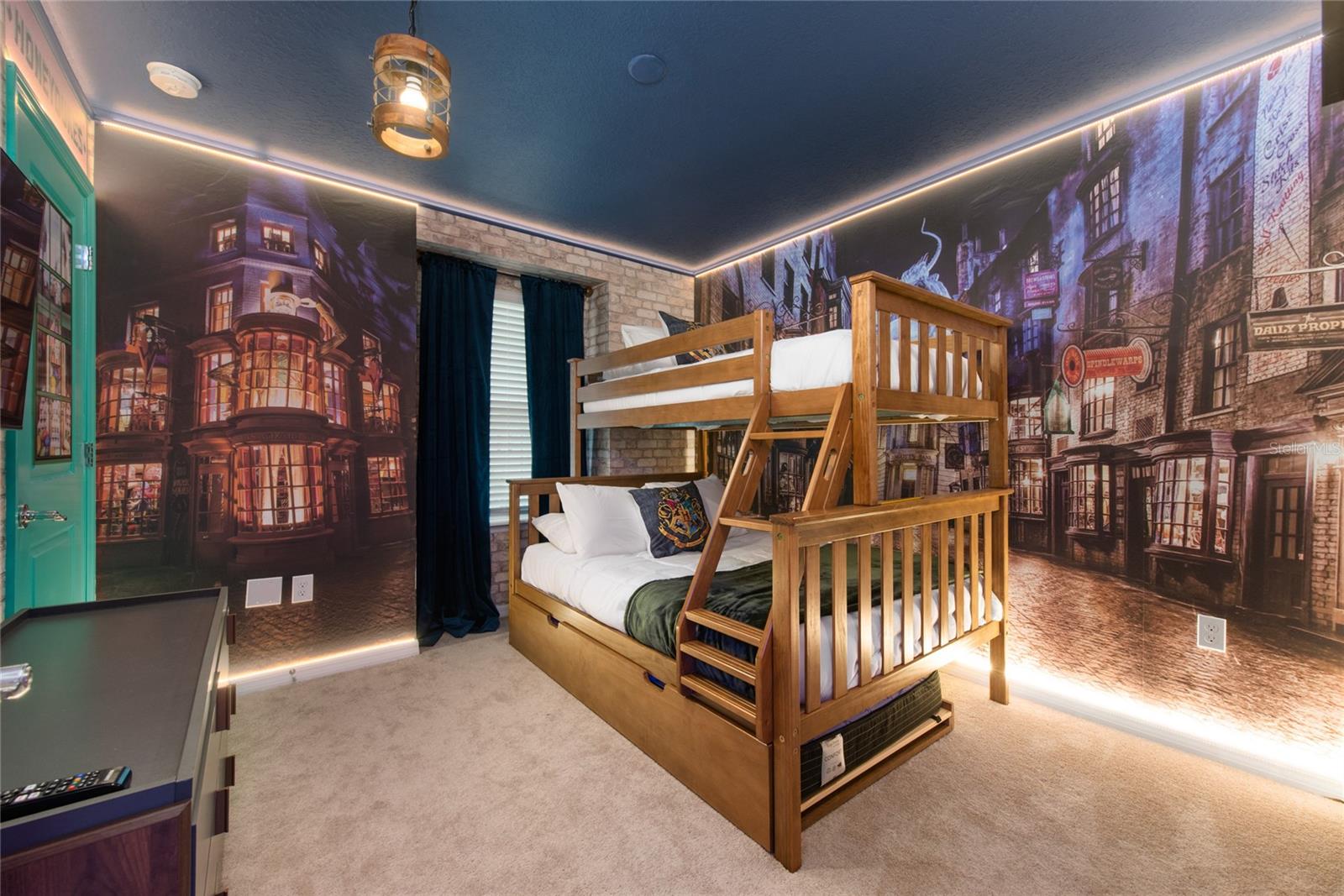 4322 LANA AVE, DAVENPORT, FL, 33897