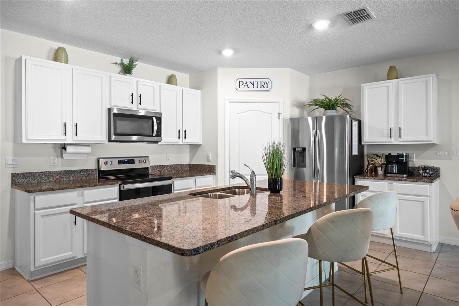 11125 AMBER RIDGE DR, ZELLWOOD, FL, 32798