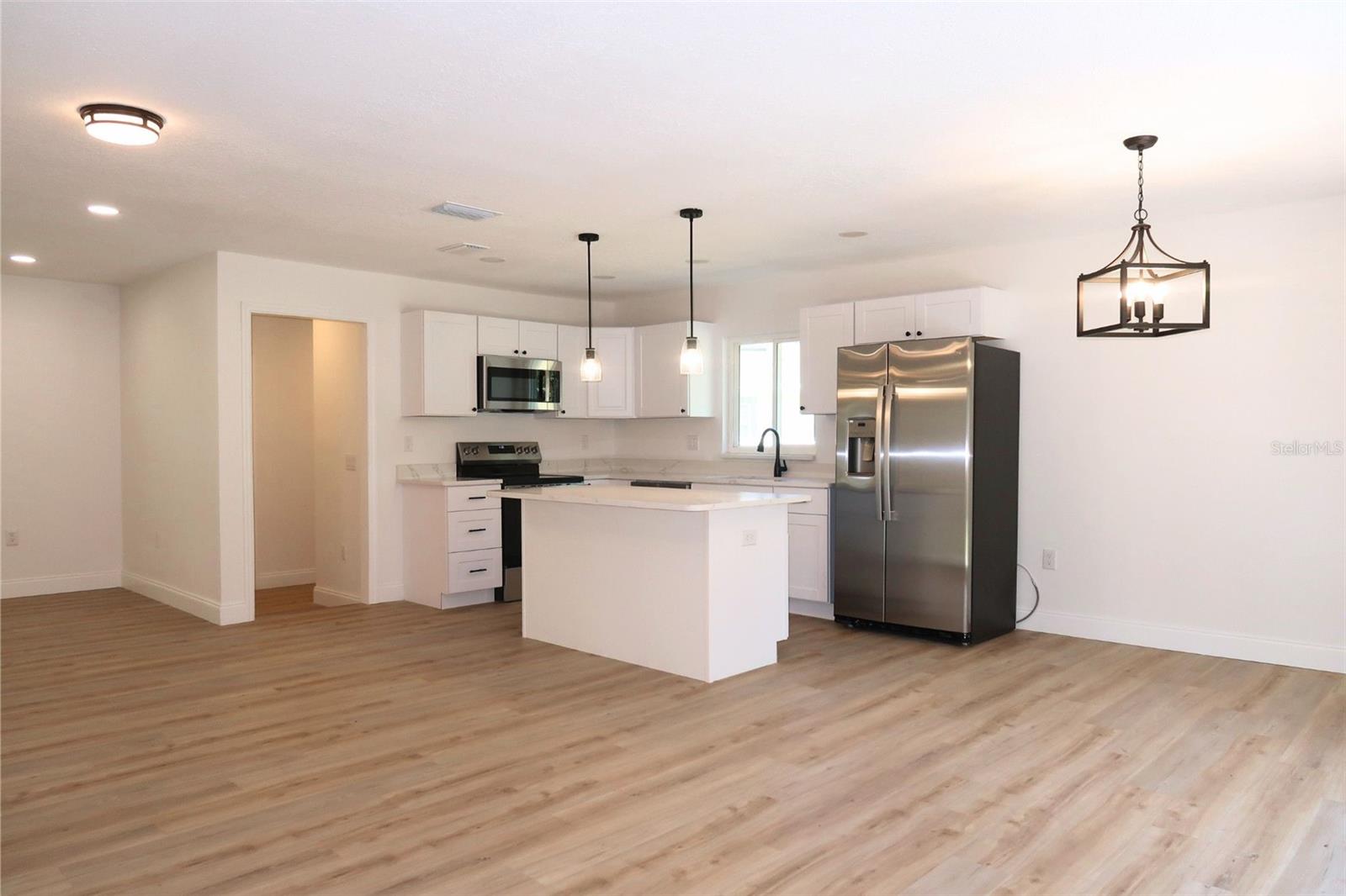 1012 SAGAMORE DR, SEFFNER, FL, 33584