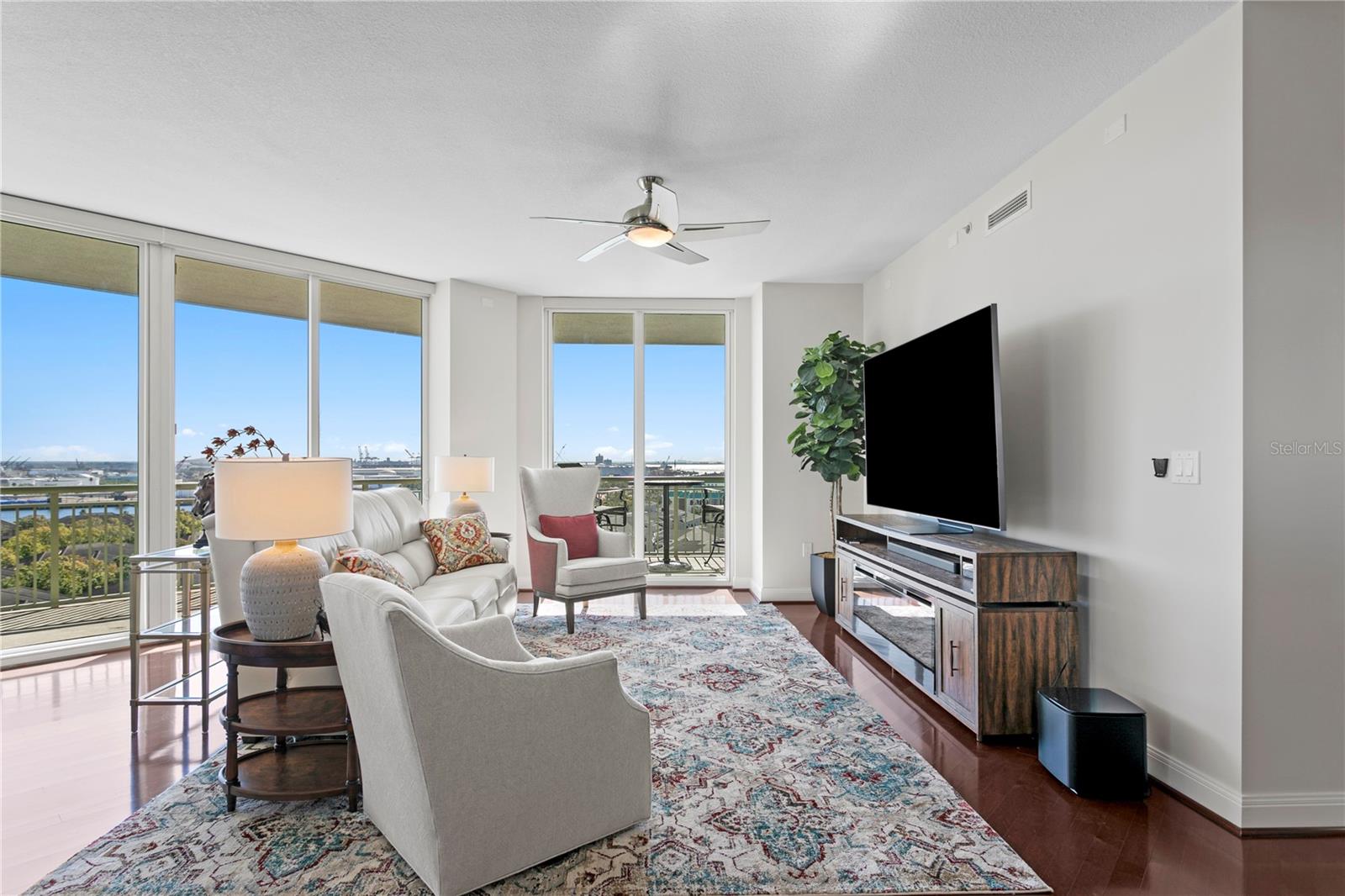 450 KNIGHTS RUN AVE #1102, TAMPA, FL, 33602