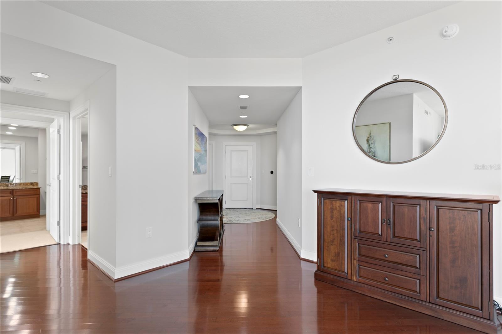 450 KNIGHTS RUN AVE #1102, TAMPA, FL, 33602