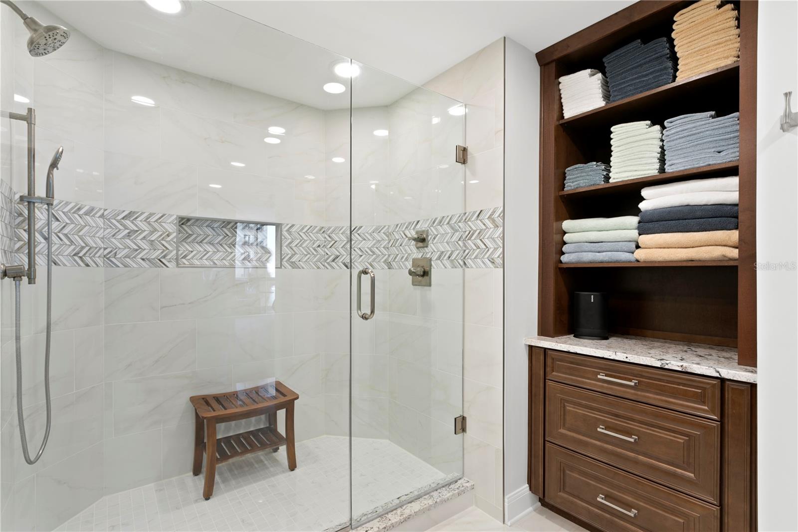 450 KNIGHTS RUN AVE #1102, TAMPA, FL, 33602