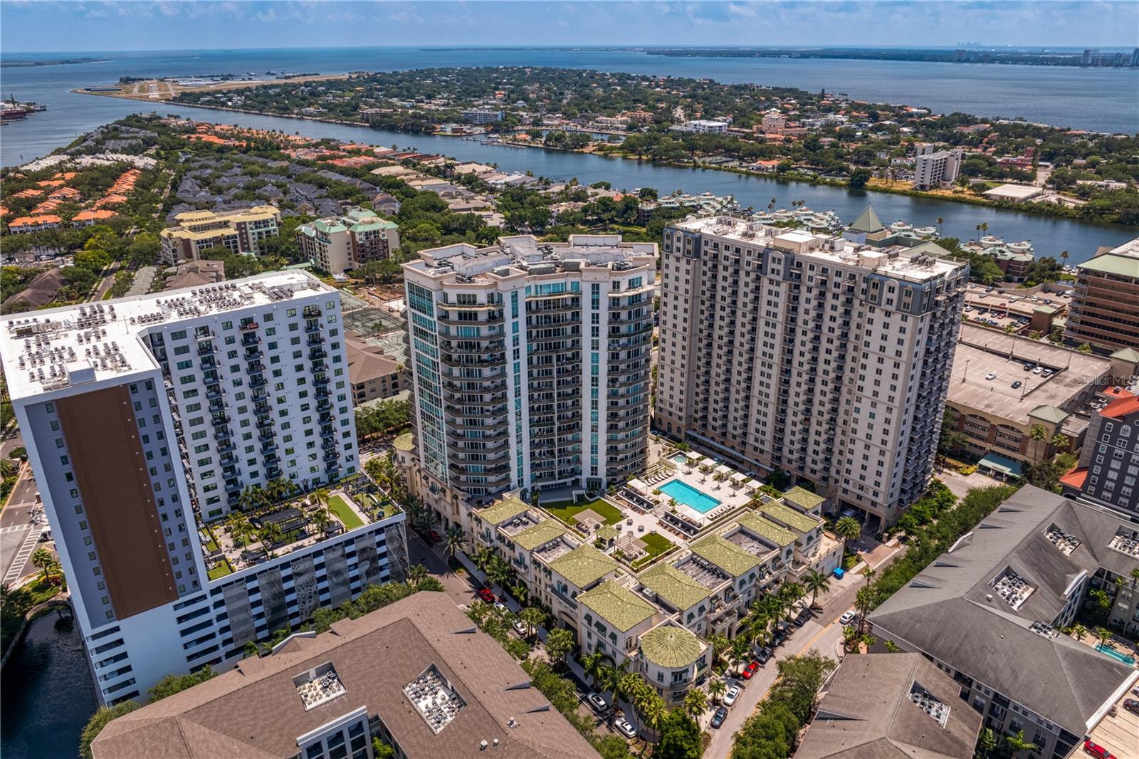 450 KNIGHTS RUN AVE #1102, TAMPA, FL, 33602