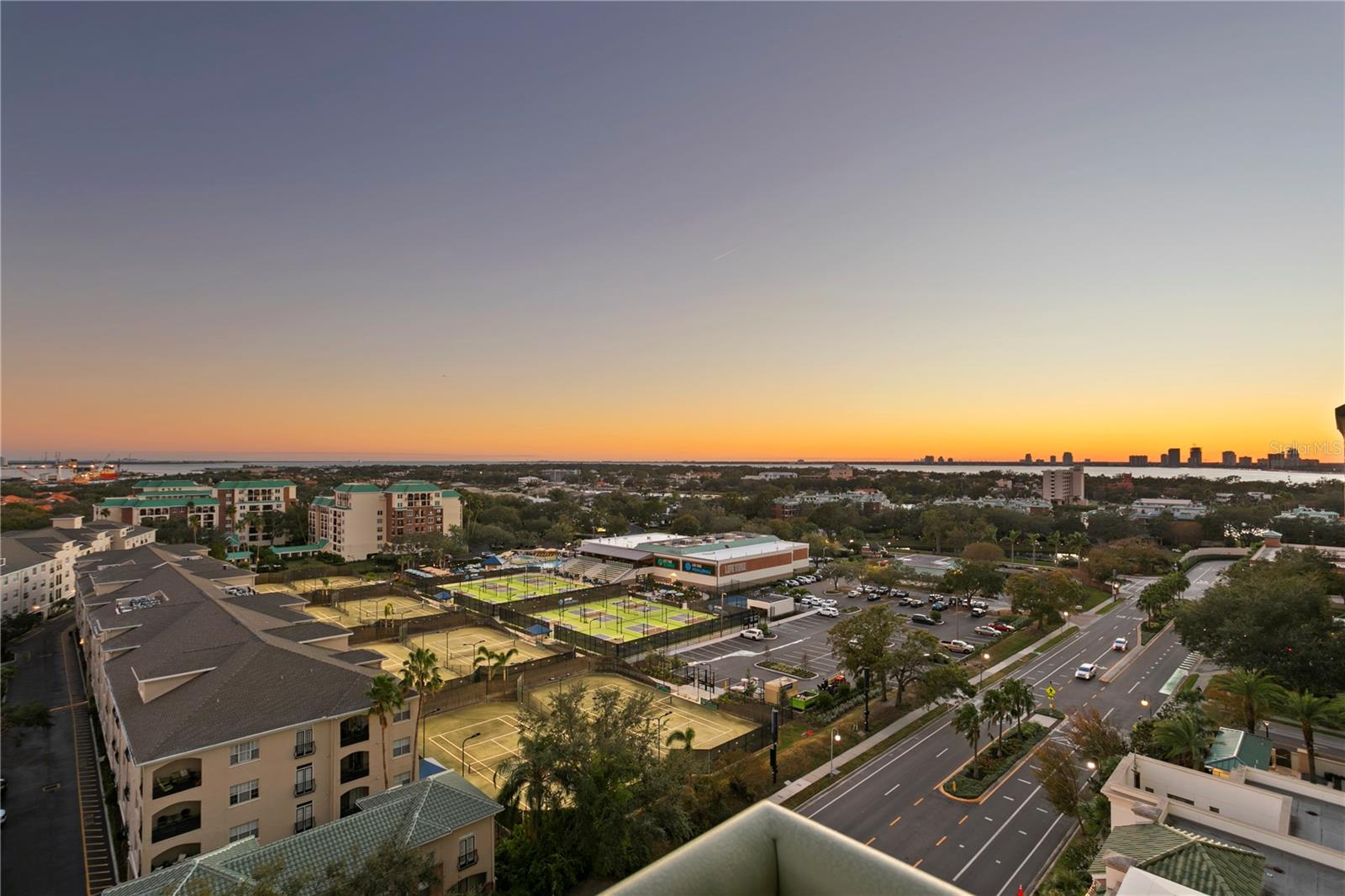 450 KNIGHTS RUN AVE #1102, TAMPA, FL, 33602