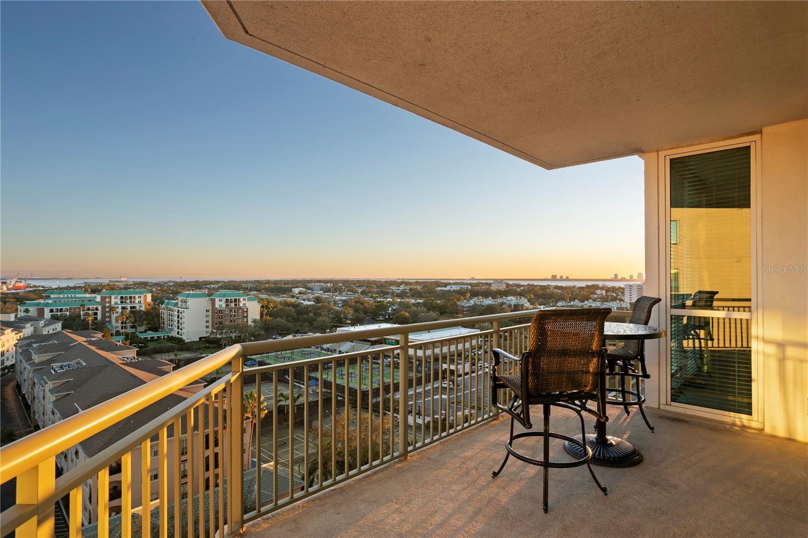 450 KNIGHTS RUN AVE #1102, TAMPA, FL, 33602