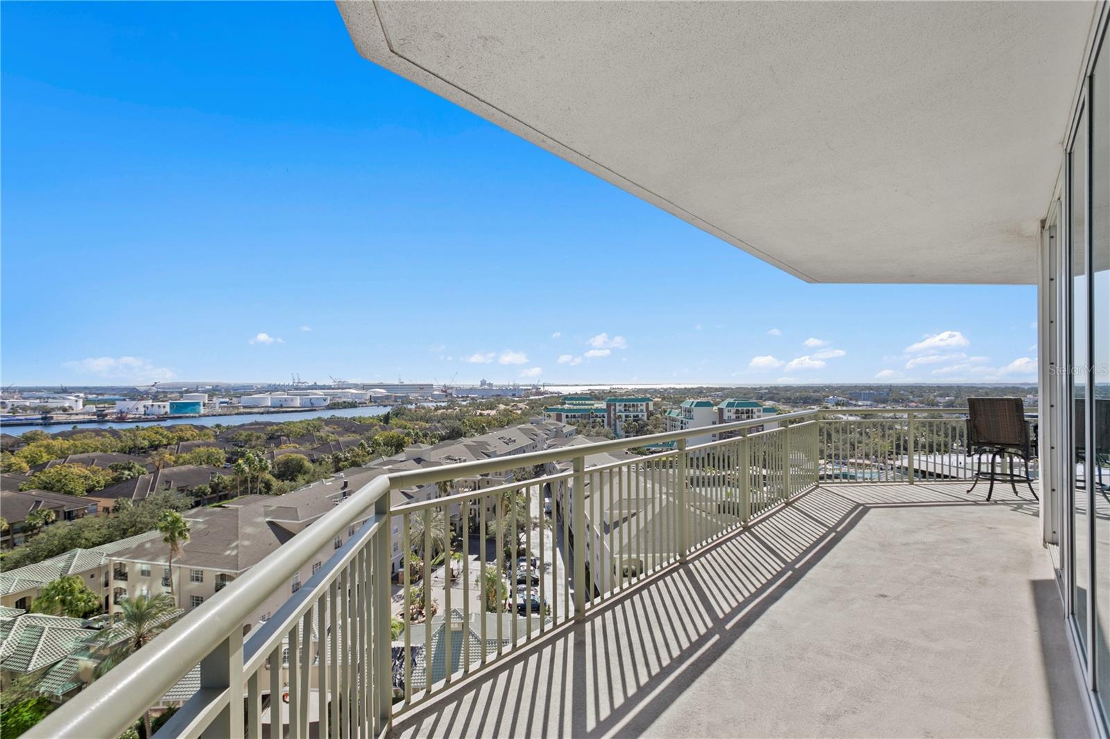 450 KNIGHTS RUN AVE #1102, TAMPA, FL, 33602