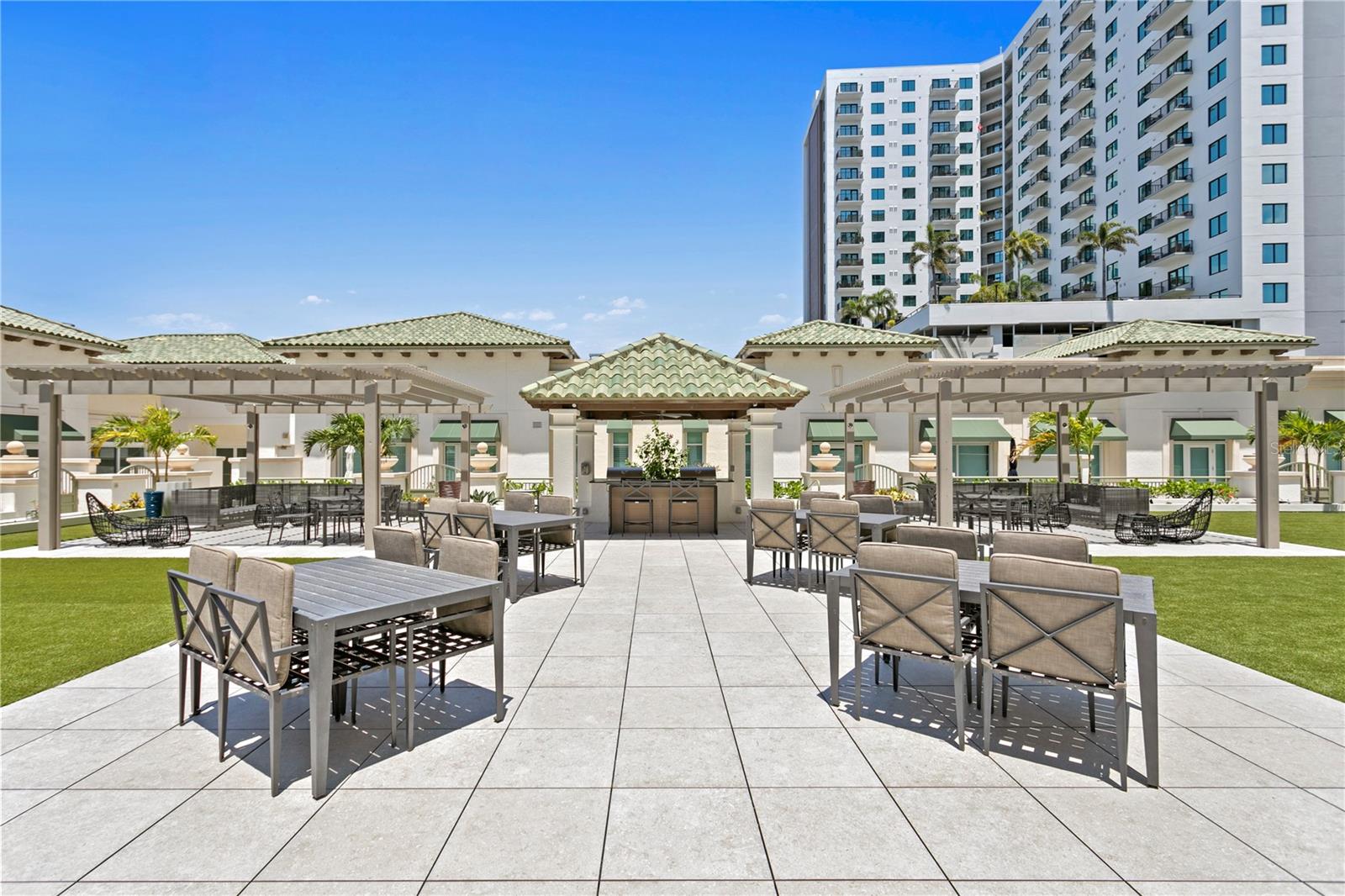 450 KNIGHTS RUN AVE #1102, TAMPA, FL, 33602