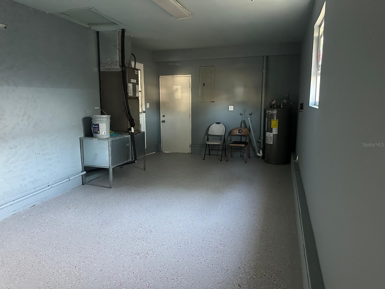 520 FREEPORT AVE N, ST PETERSBURG, FL, 33702