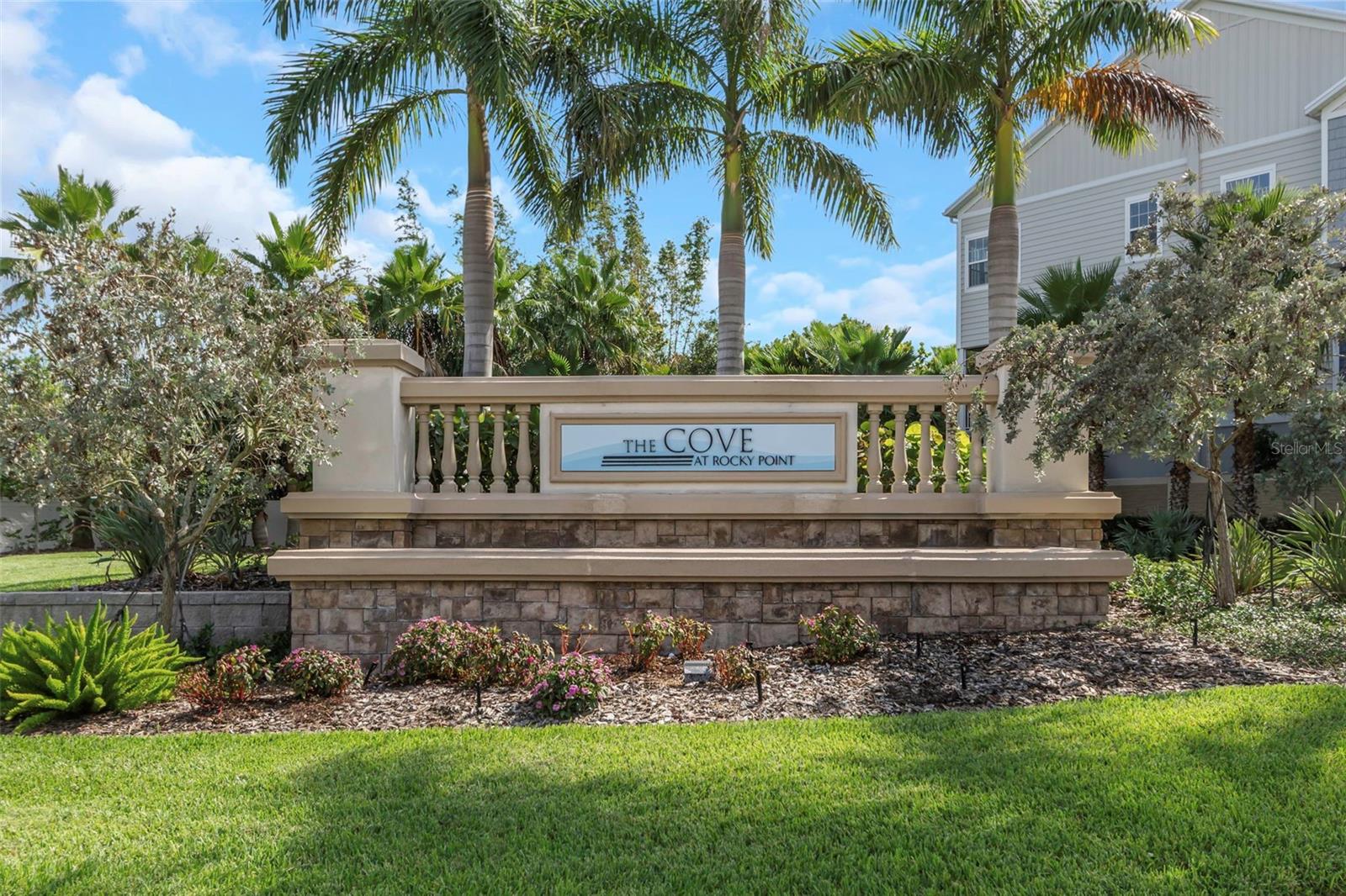 4069 ROCKY SHORES DR, TAMPA, FL, 33634