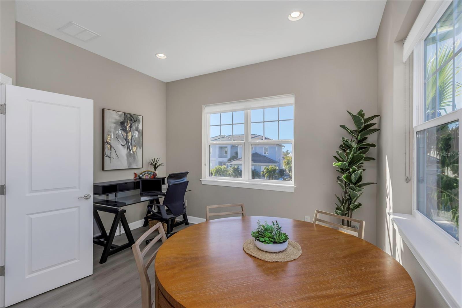 4069 ROCKY SHORES DR, TAMPA, FL, 33634