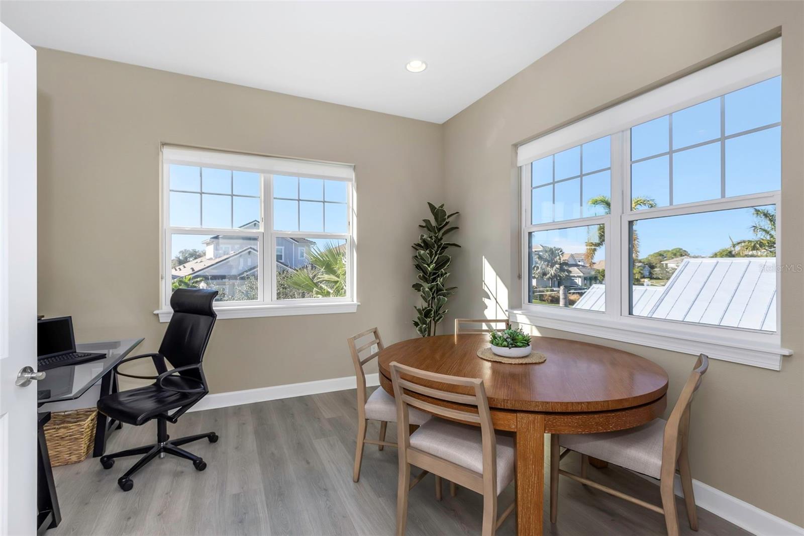 4069 ROCKY SHORES DR, TAMPA, FL, 33634