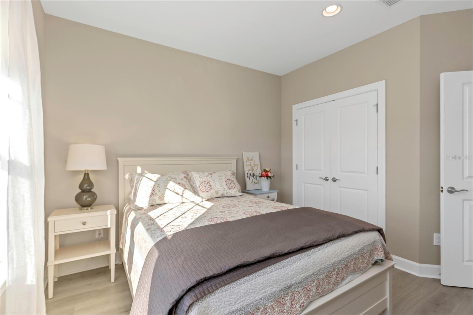 4069 ROCKY SHORES DR, TAMPA, FL, 33634