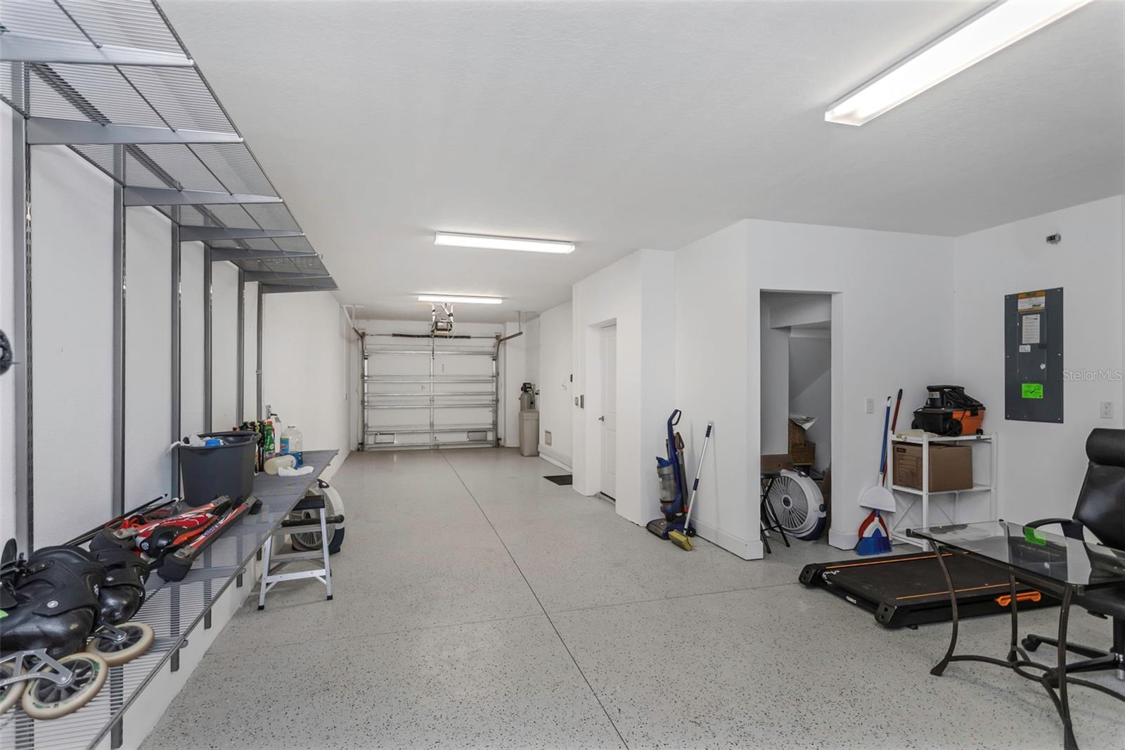 4069 ROCKY SHORES DR, TAMPA, FL, 33634