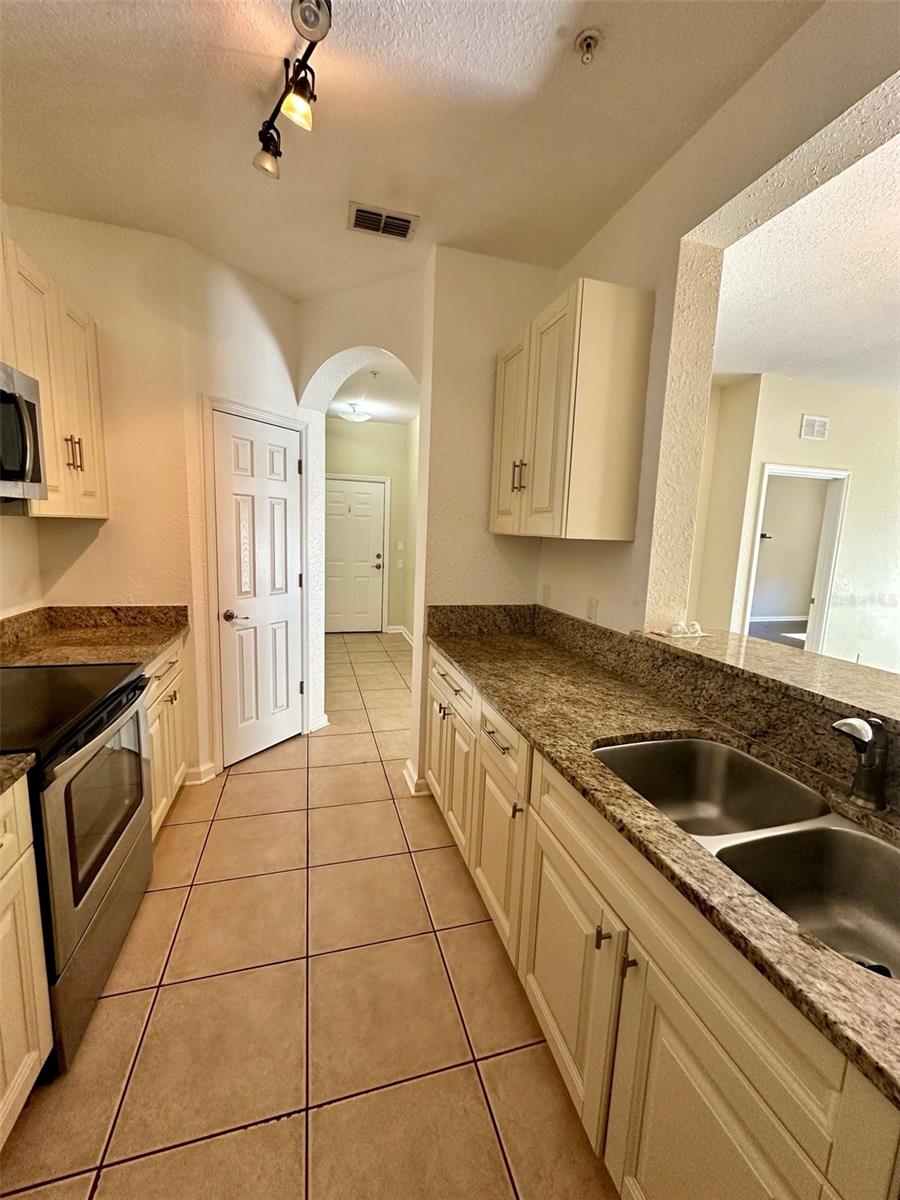 6402 CAVA ALTA DR #308, ORLANDO, FL, 32835