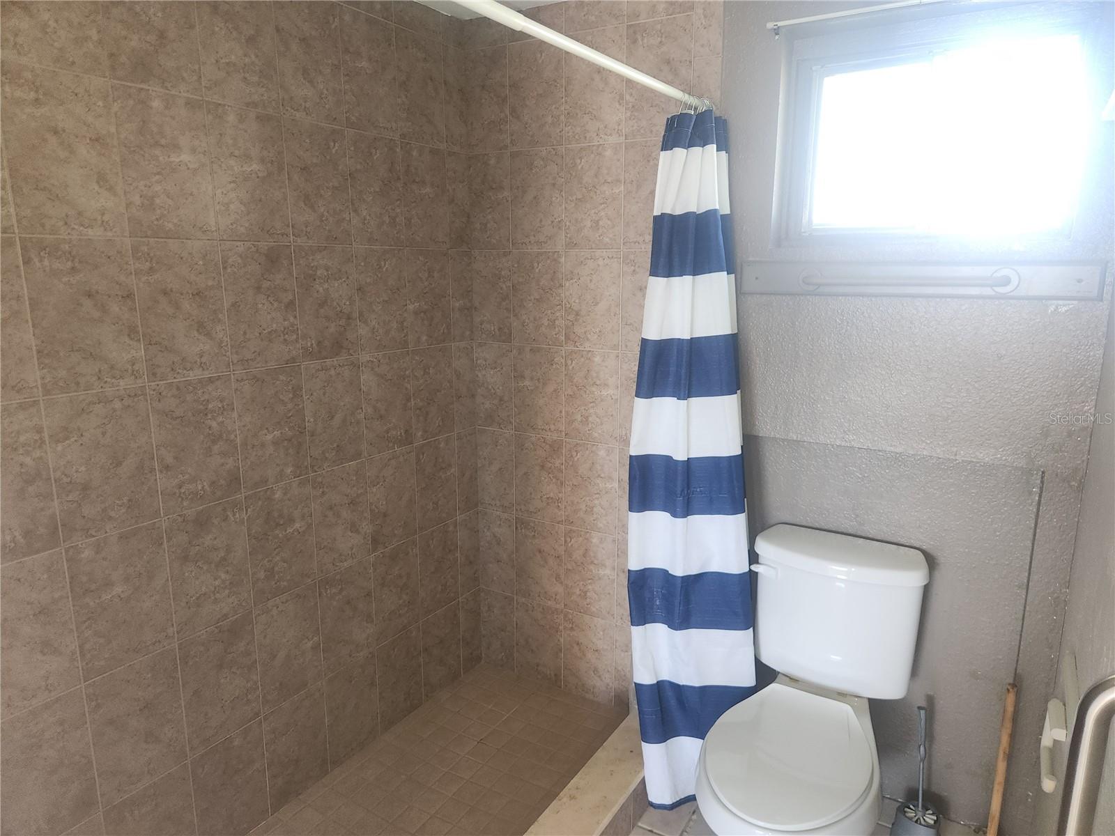 2021 PENNSYLVANIA AVE #4, ENGLEWOOD, FL, 34224