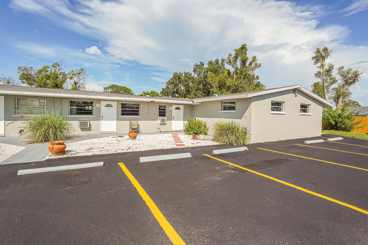 2021 PENNSYLVANIA AVE #4, ENGLEWOOD, FL, 34224