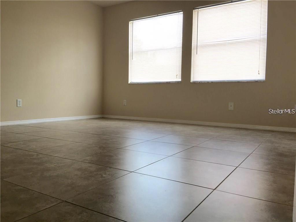 2572 WOODGATE BLVD #202, ORLANDO, FL, 32822