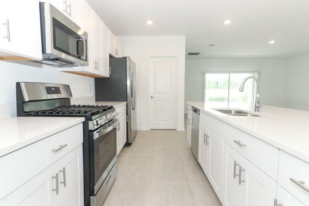 2006 BABBLING BROOK BLVD, AUBURNDALE, FL, 33823