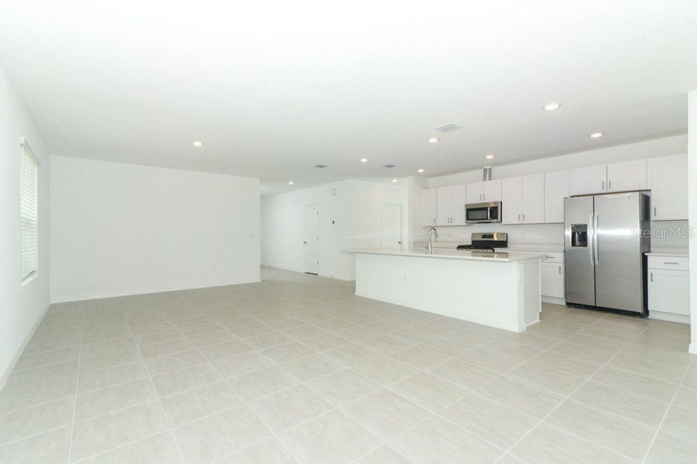 2006 BABBLING BROOK BLVD, AUBURNDALE, FL, 33823