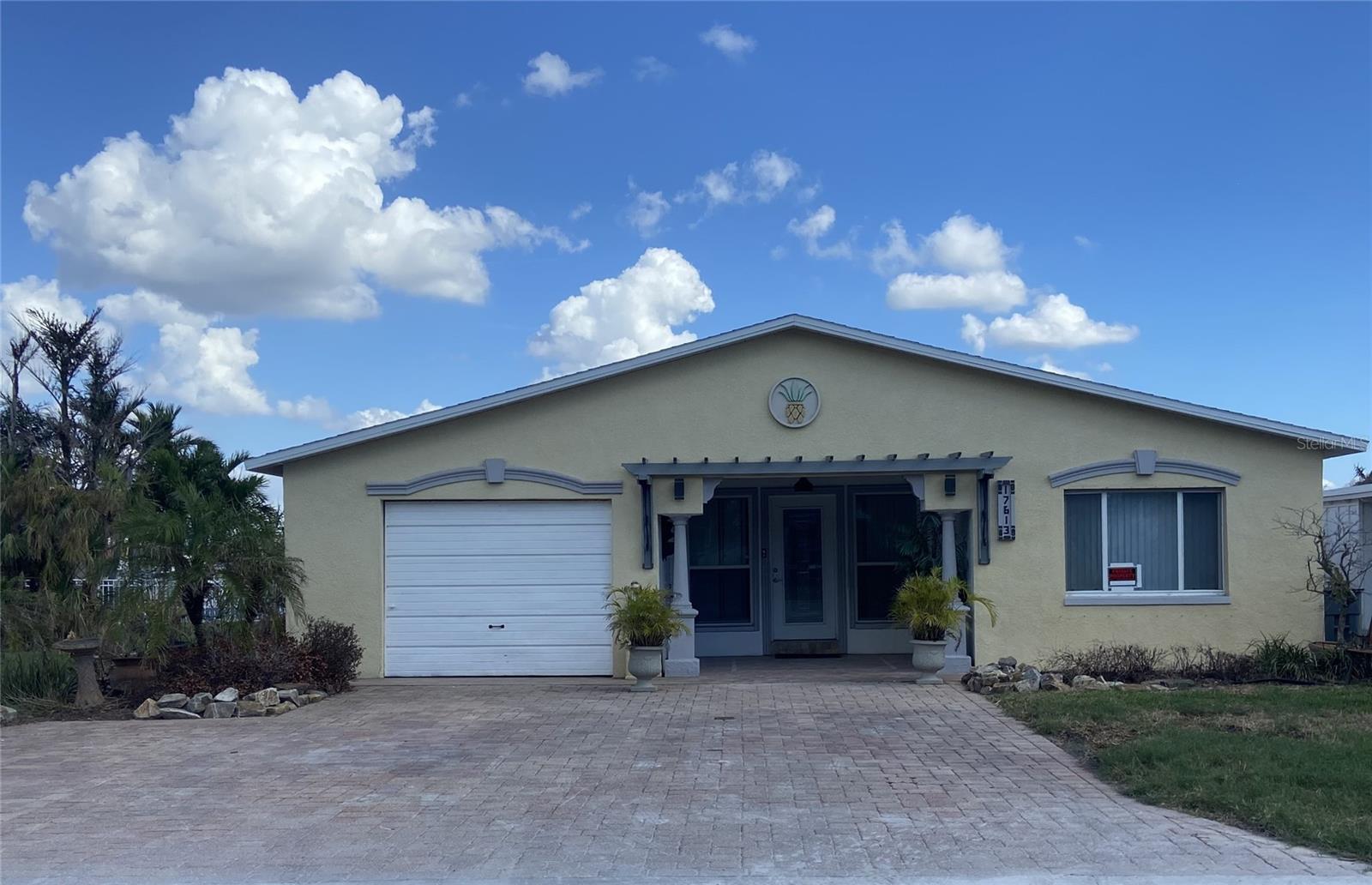 17613 1ST ST E, REDINGTON SHORES, FL, 33708
