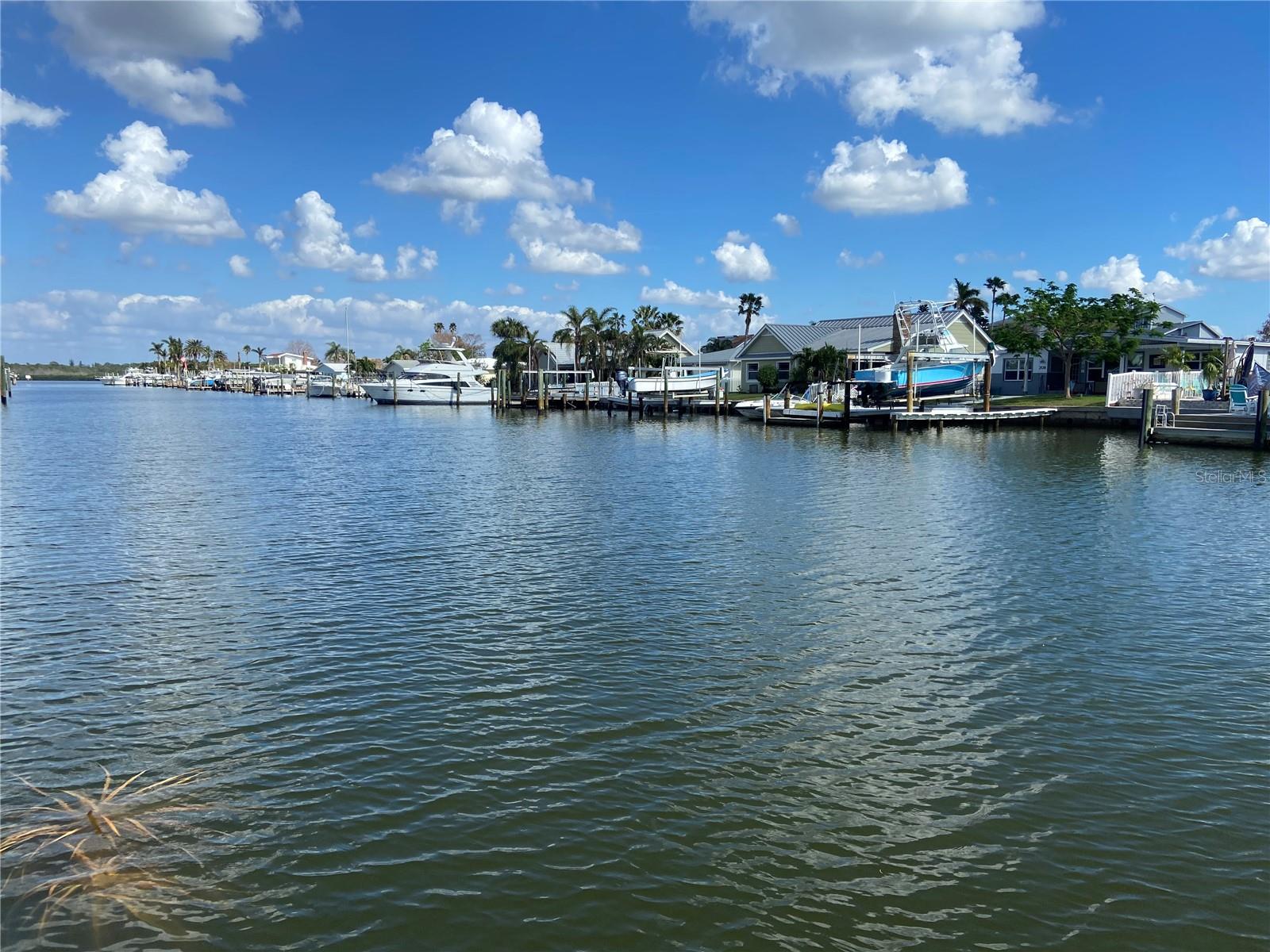 17613 1ST ST E, REDINGTON SHORES, FL, 33708