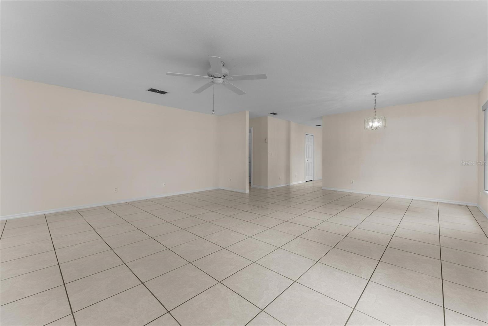 1511 WHOOPING DR, GROVELAND, FL, 34736