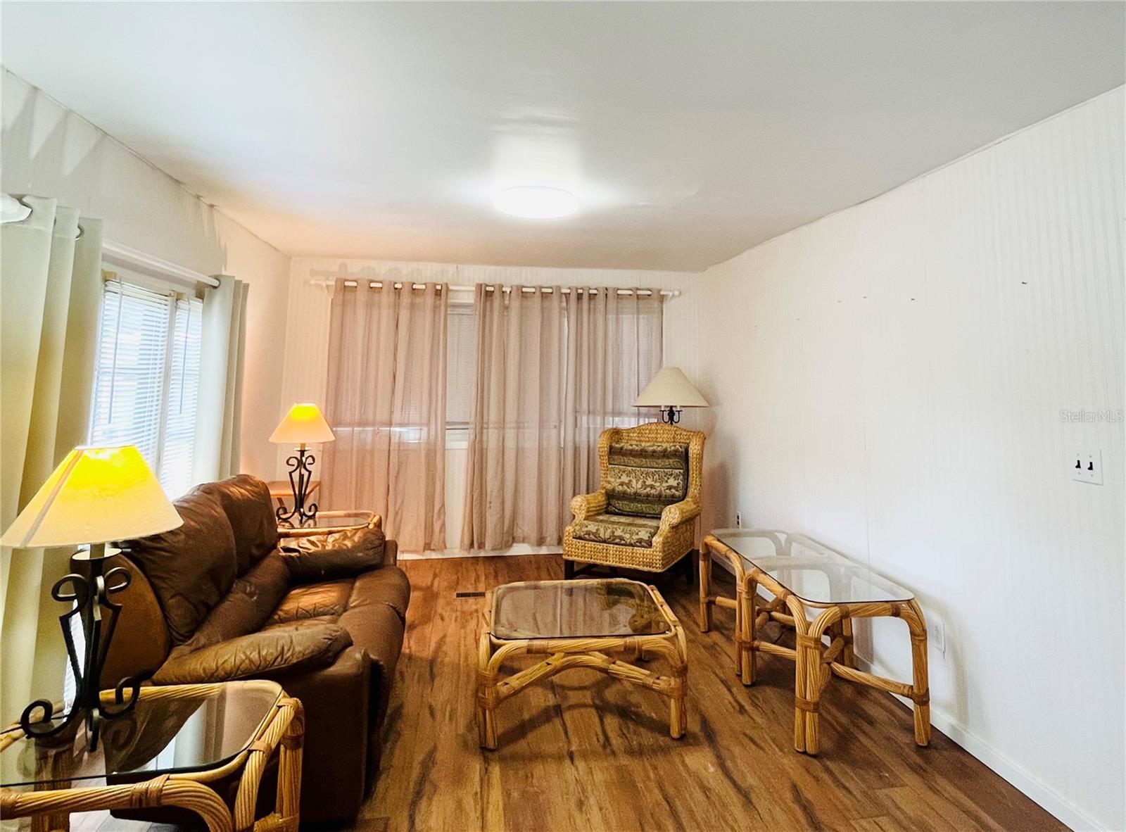 103 OAKWOOD BLVD, SARASOTA, FL, 34237