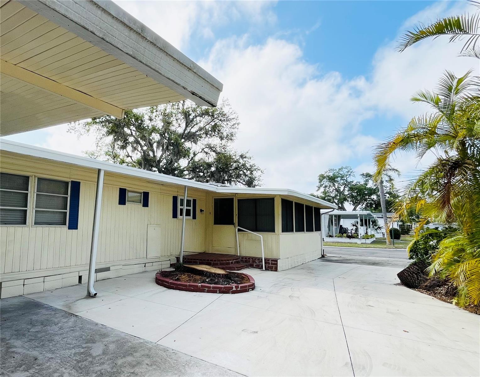 103 OAKWOOD BLVD, SARASOTA, FL, 34237