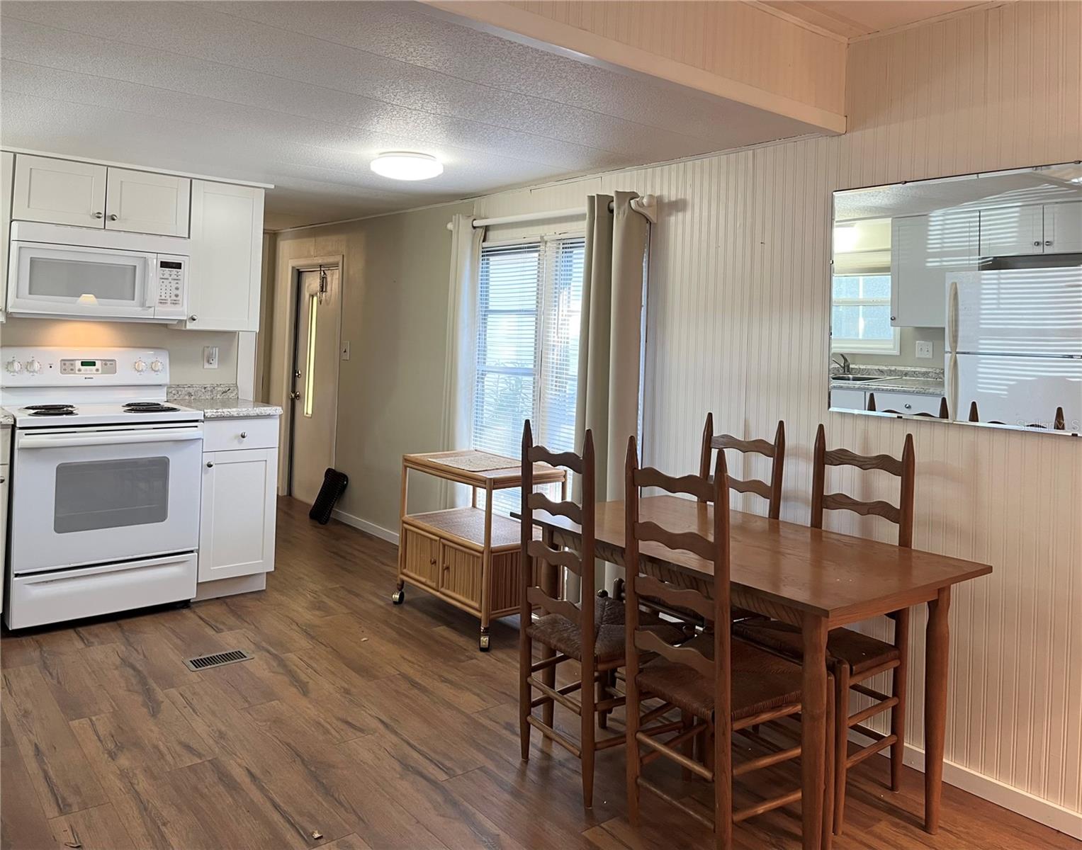 103 OAKWOOD BLVD, SARASOTA, FL, 34237