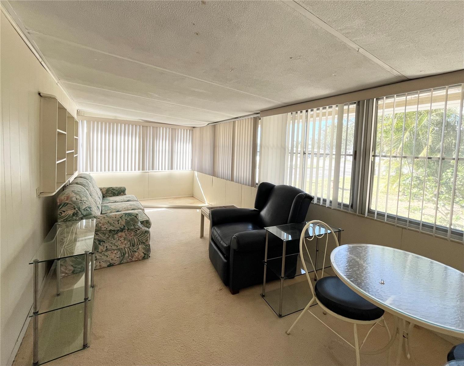 103 OAKWOOD BLVD, SARASOTA, FL, 34237